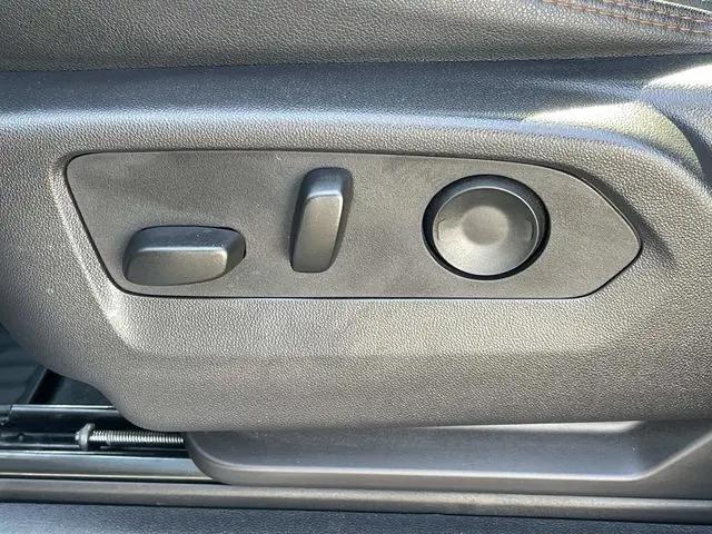 2024 GMC Sierra 1500 4WD Crew Cab Short Box AT4