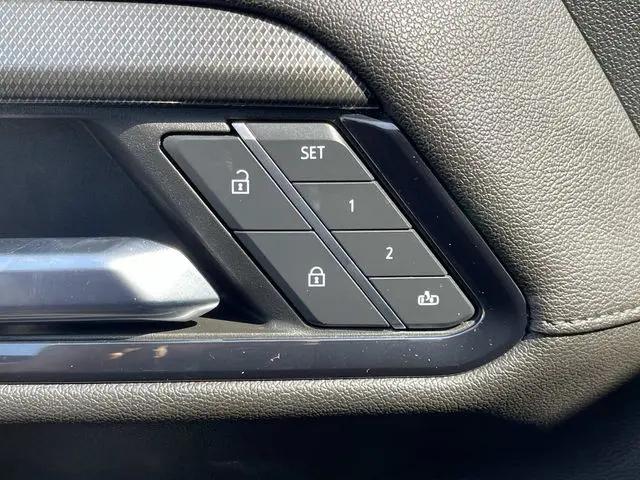 2024 GMC Sierra 1500 4WD Crew Cab Short Box AT4