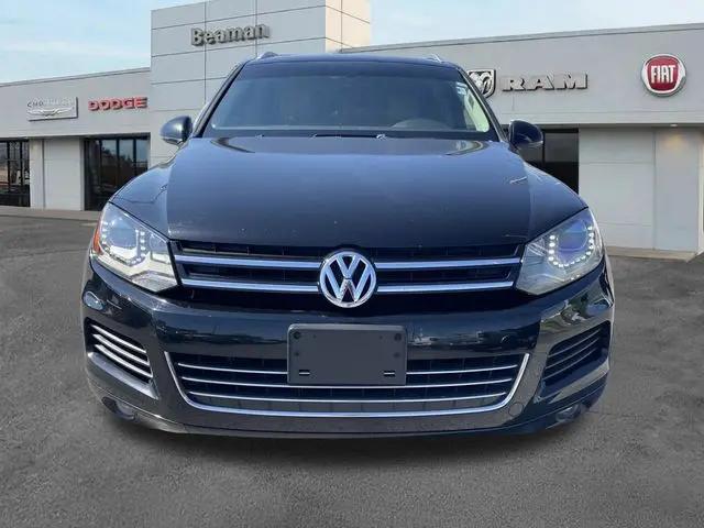 2012 Volkswagen Touareg Sport w/Nav