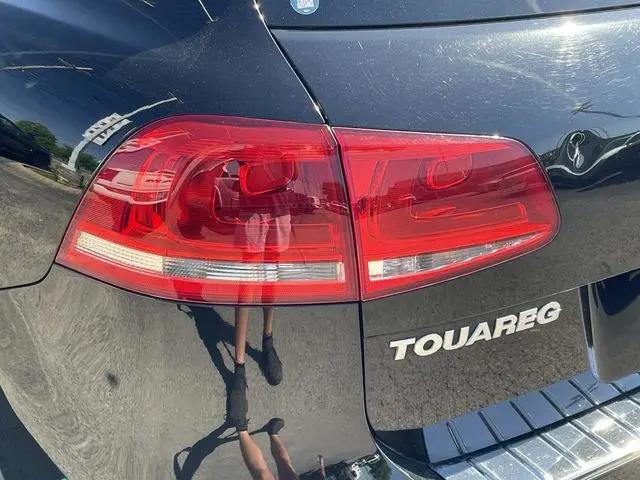 2012 Volkswagen Touareg Sport w/Nav