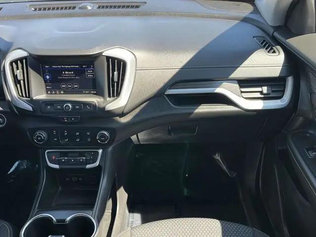 2024 GMC Terrain FWD SLE