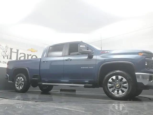 2026 Chevrolet Silverado 2500HD Crew Cab, Standard Bed, LT, 4WD