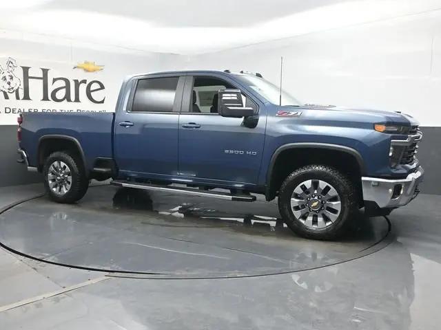 2026 Chevrolet Silverado 2500HD Crew Cab, Standard Bed, LT, 4WD