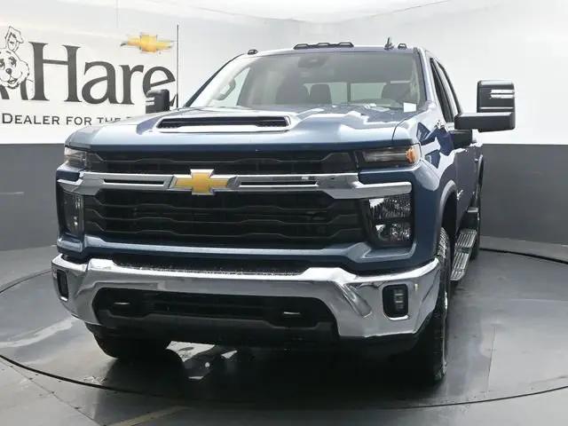 2026 Chevrolet Silverado 2500HD Crew Cab, Standard Bed, LT, 4WD