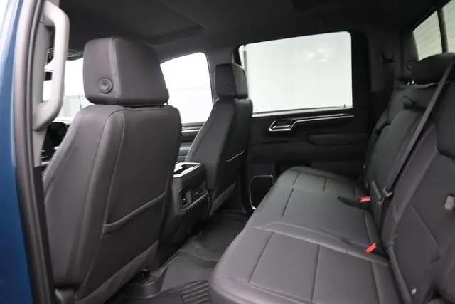 2026 Chevrolet Silverado 2500HD Crew Cab, Standard Bed, LT, 4WD