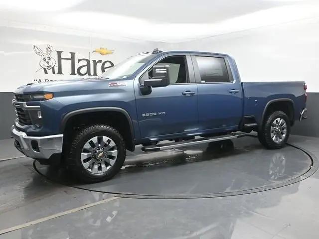 2026 Chevrolet Silverado 2500HD Crew Cab, Standard Bed, LT, 4WD