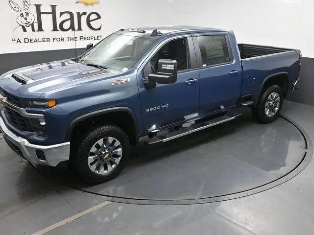 2026 Chevrolet Silverado 2500HD Crew Cab, Standard Bed, LT, 4WD