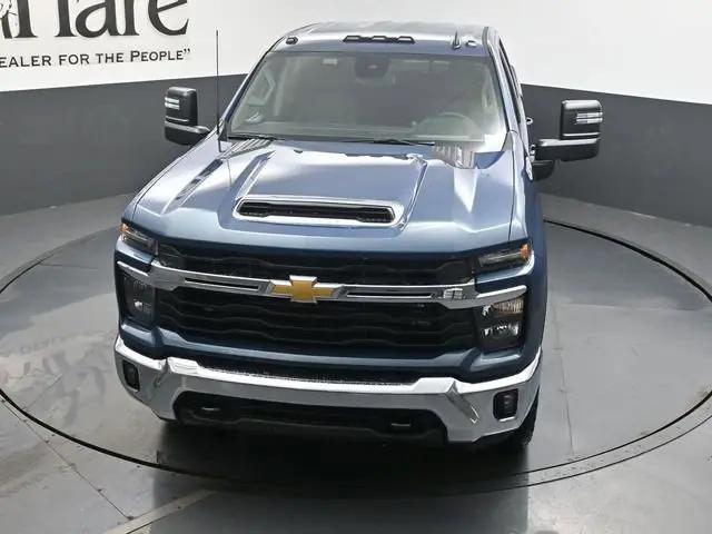 2026 Chevrolet Silverado 2500HD Crew Cab, Standard Bed, LT, 4WD