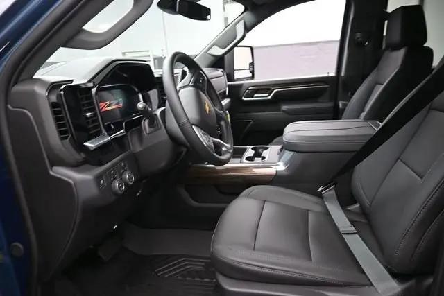 2026 Chevrolet Silverado 2500HD Crew Cab, Standard Bed, LT, 4WD