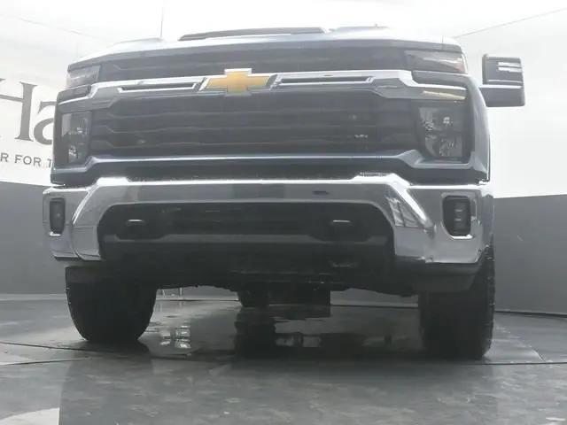 2026 Chevrolet Silverado 2500HD Crew Cab, Standard Bed, LT, 4WD