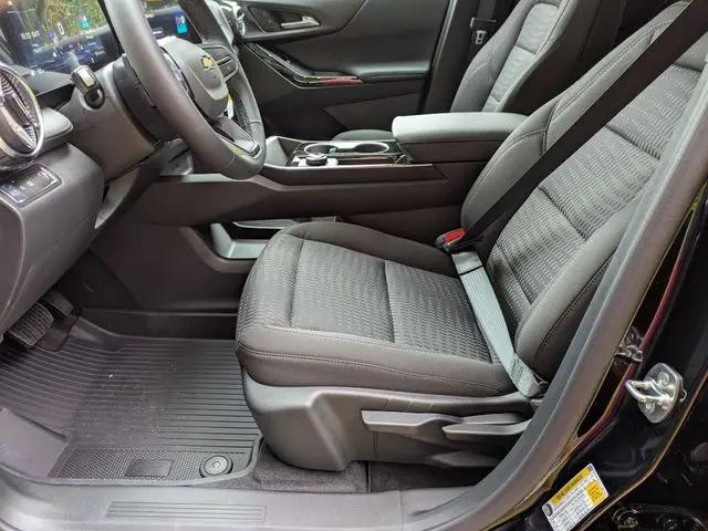 2026 Chevrolet Equinox FWD LT