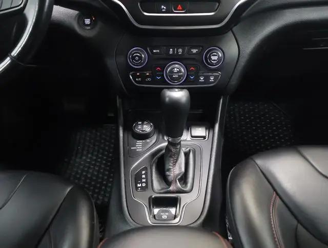 2019 Jeep Cherokee Trailhawk 4x4