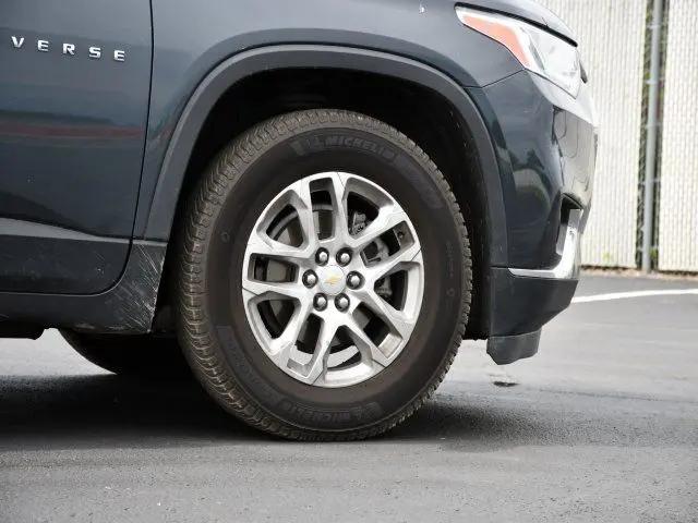 2021 Chevrolet Traverse AWD LT Cloth