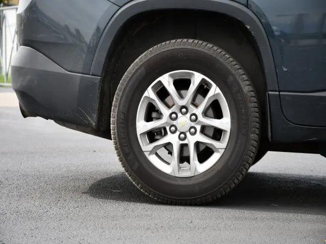 2021 Chevrolet Traverse AWD LT Cloth