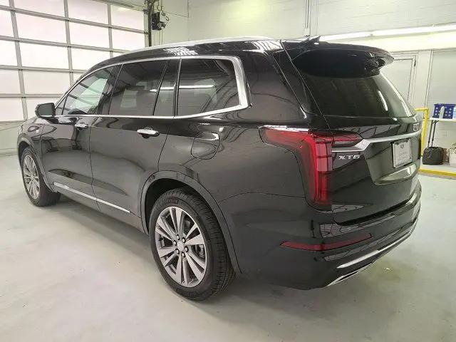 2025 Cadillac XT6 FWD Premium Luxury
