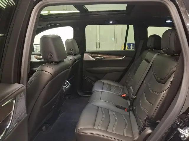 2025 Cadillac XT6 FWD Premium Luxury