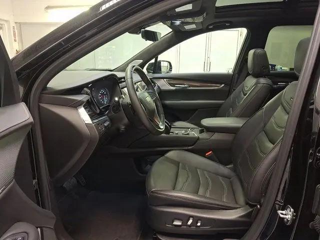 2025 Cadillac XT6 FWD Premium Luxury
