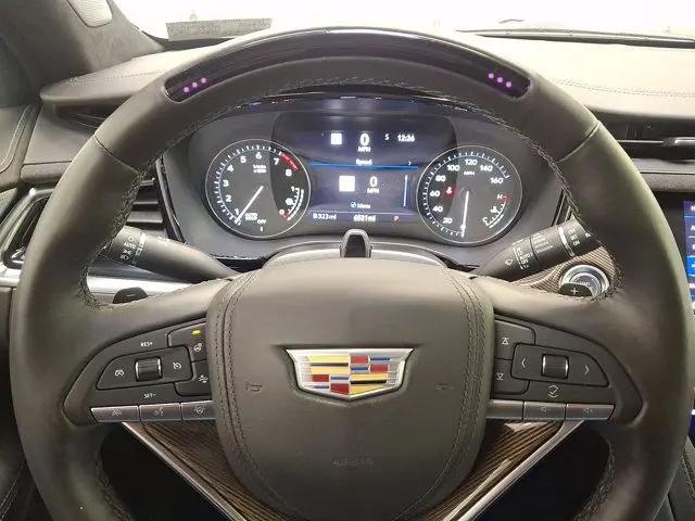 2025 Cadillac XT6 FWD Premium Luxury