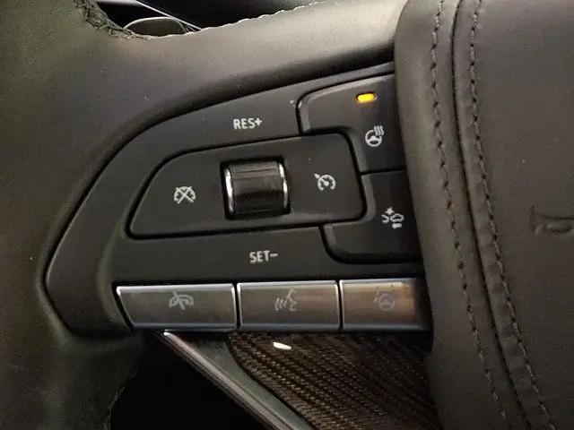 2025 Cadillac XT6 FWD Premium Luxury