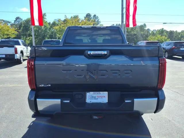 2026 Toyota Tundra Limited CrewMax 5.5' Bed