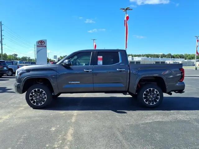 2026 Toyota Tundra Limited CrewMax 5.5' Bed
