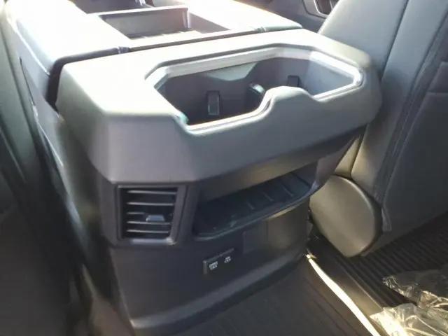 2026 Toyota Tundra Limited CrewMax 5.5' Bed