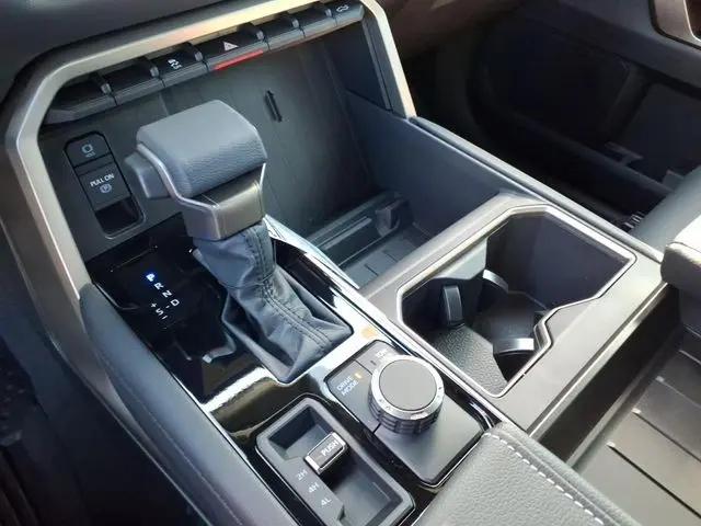 2026 Toyota Tundra Limited CrewMax 5.5' Bed