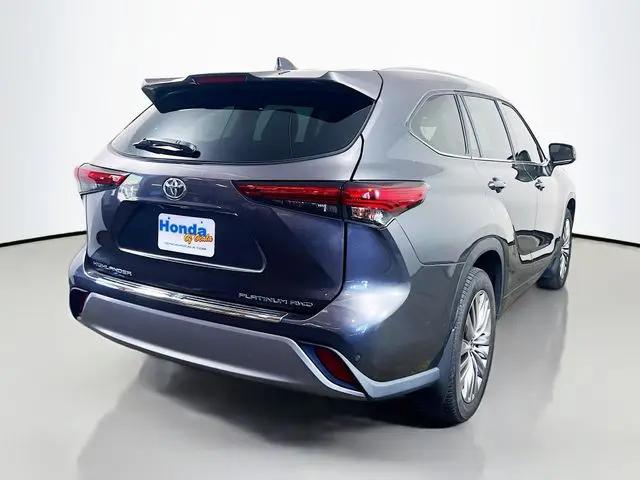 2021 Toyota Highlander Platinum