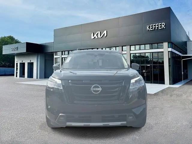 2024 Nissan Pathfinder SL 4WD