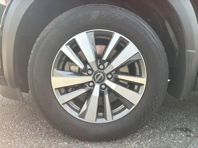 2024 Nissan Pathfinder SL 4WD