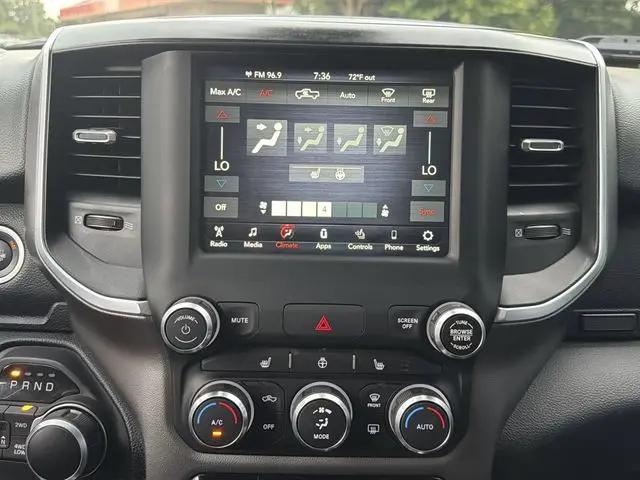 2019 Ram 1500 Big Horn/Lone Star Crew Cab 4x4 5'7" Box