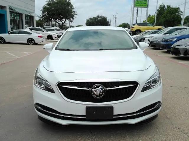 2017 Buick LaCrosse Essence