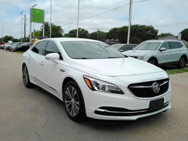 2017 Buick LaCrosse Essence