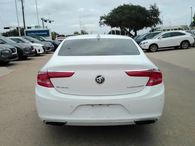 2017 Buick LaCrosse Essence