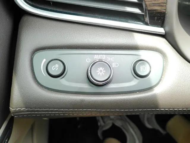 2017 Buick LaCrosse Essence