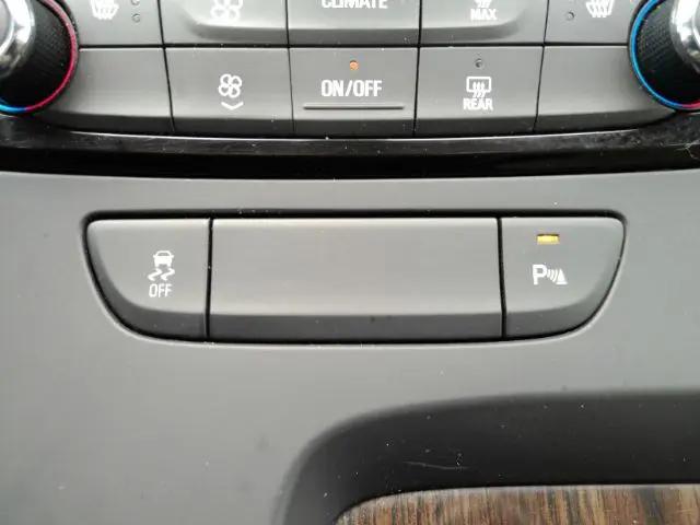 2017 Buick LaCrosse Essence
