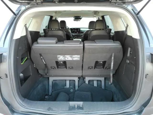 2025 Kia Carnival MPV LXS