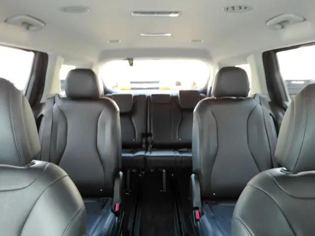 2025 Kia Carnival MPV LXS