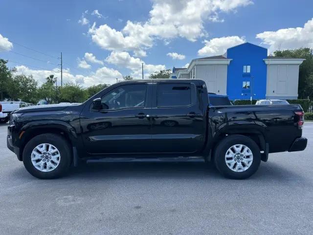 2022 Nissan Frontier Crew Cab SV 4x2