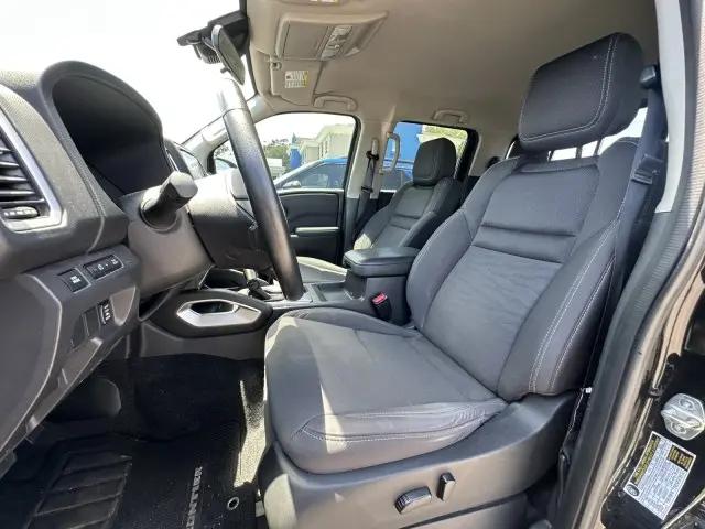 2022 Nissan Frontier Crew Cab SV 4x2
