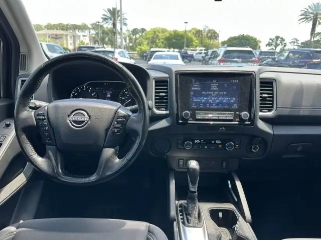 2022 Nissan Frontier Crew Cab SV 4x2