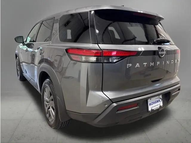 2024 Nissan Pathfinder S 4WD