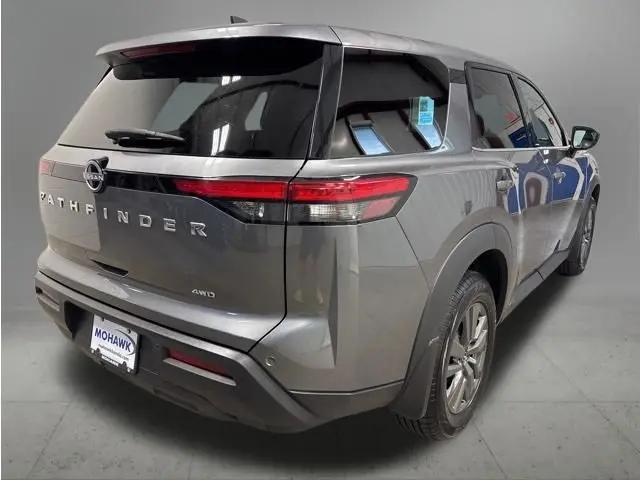2024 Nissan Pathfinder S 4WD