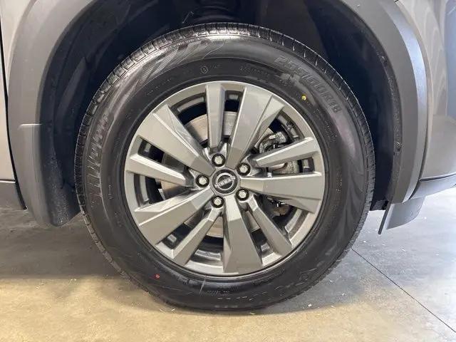 2024 Nissan Pathfinder S 4WD