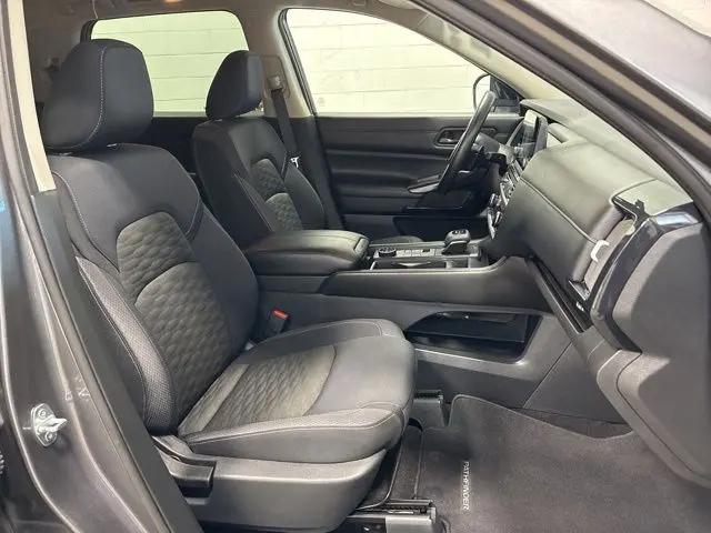 2024 Nissan Pathfinder S 4WD