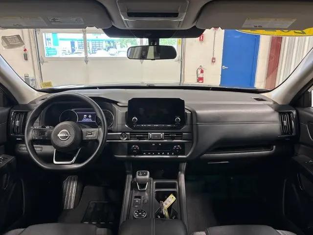 2024 Nissan Pathfinder S 4WD