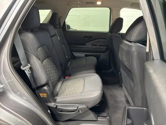 2024 Nissan Pathfinder S 4WD
