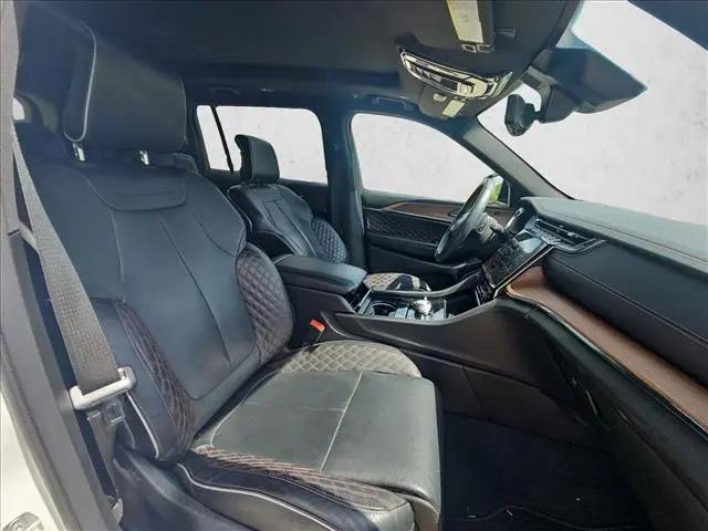 2023 Jeep Grand Cherokee L Summit 4x4
