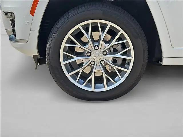 2023 Jeep Grand Cherokee L Summit 4x4