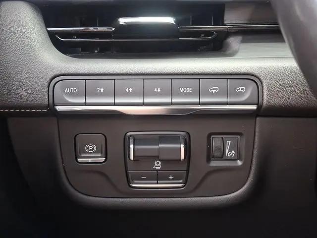 2021 Cadillac Escalade 4WD Sport